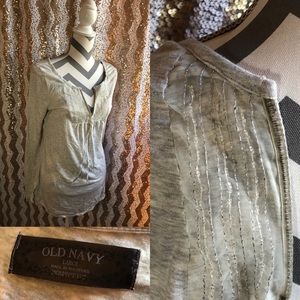 Old Navy gray long sleeve shirt